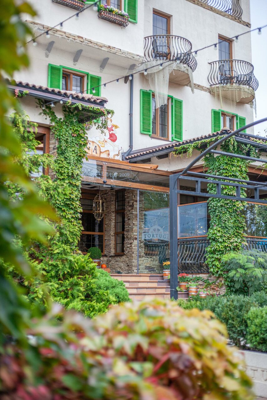 Гостиница Тортуга Небуг-101