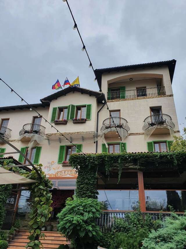 Гостиница Тортуга Небуг-209