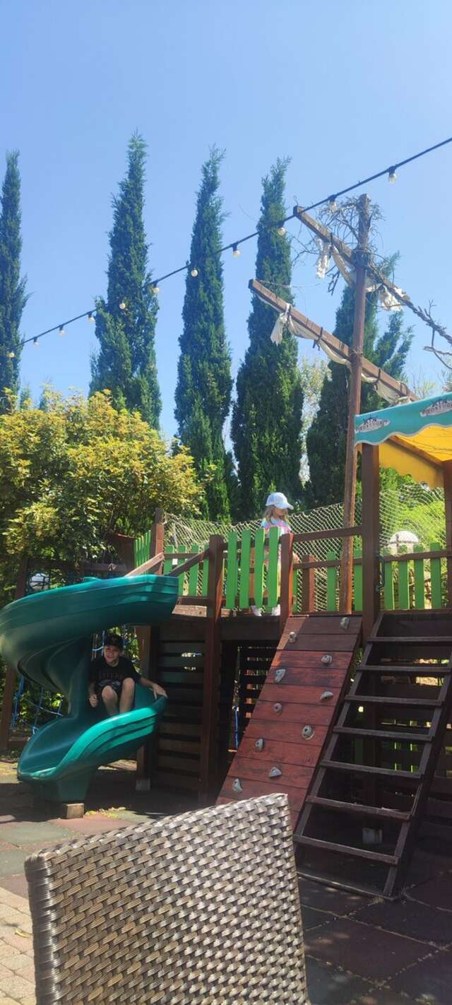 Гостиница Тортуга Небуг-210