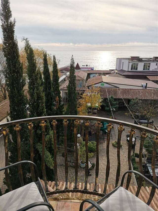 Гостиница Тортуга Небуг-97