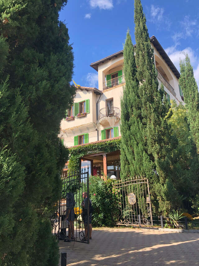 Гостиница Тортуга Небуг-207