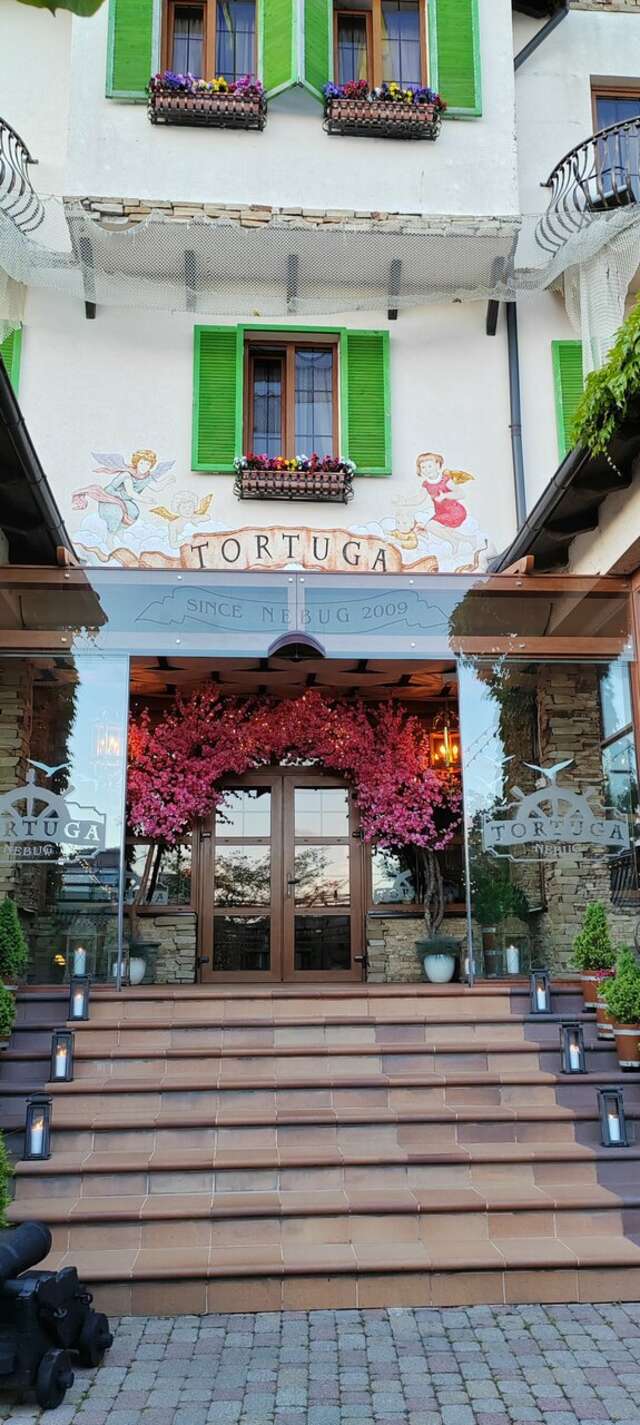 Гостиница Тортуга Небуг-151