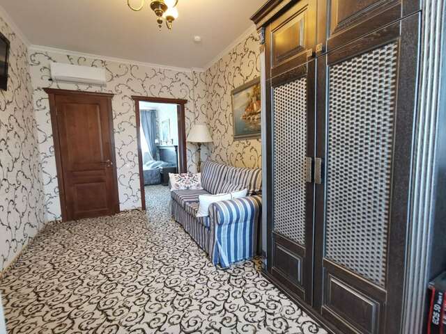 Гостиница Тортуга Небуг-96